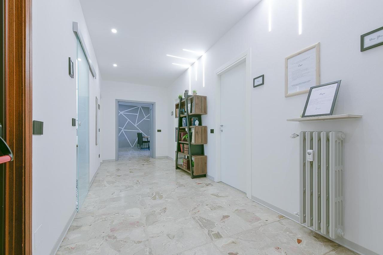 Alle Porte Del Centro - Guest House - Reggio Emilia - Ingresso Centro Storico - Parcheggio Gratuito Экстерьер фото